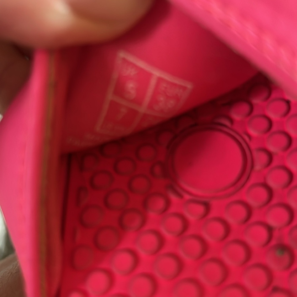 Puma slides Sz 7 - Picture 6 of 7